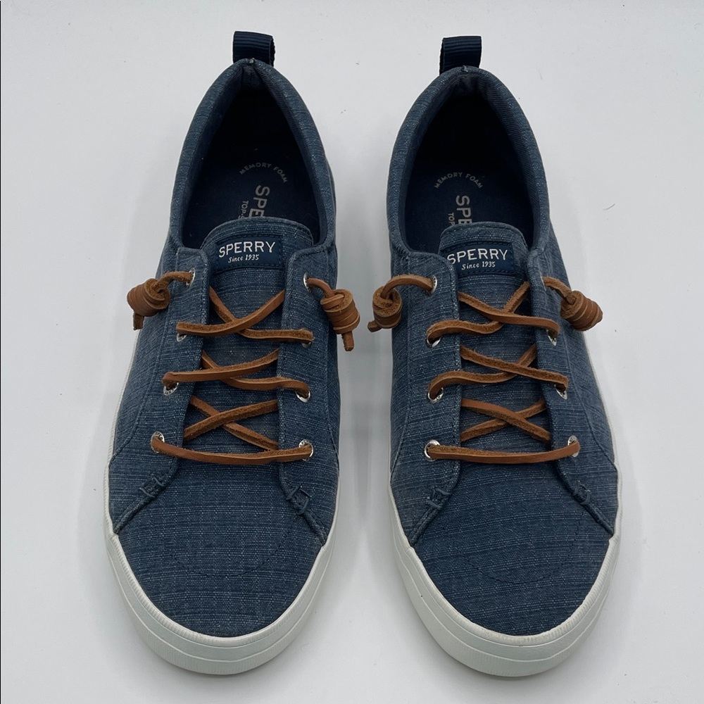 Sperry Women’s 11 Denim Blue Canvas Boat Sneakers with Brown Laces